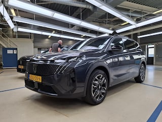Peugeot 5008 1.2 Hybrid 145 Allure tot 8 jaar garantie! | Navigatie | Achteruitrijcamera | Climate Control | Draadloos Apple Carplay & Android Auto | !!