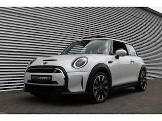 Mini Mini Electric Electric 33 kWh (SOH 95.6% Panoramadak Sportleder Carplay HeadUp HarmanKardon Keyless Camera Warmtepomp Full-Led 17InchLMV Pdc V+A)