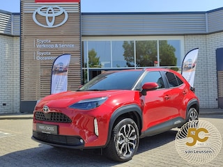 Toyota Yaris Cross HYBRID 115 FIRST EDITION STOEL/STUURVERW KEYLESS LED CLIMA AD-CRUISE CAMERA NAVI APPLE/ANDROID 17"