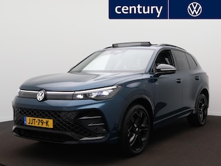 Volkswagen Tiguan 1.5 eHybrid R-Line Edition Automaat - Panoramaschuif-kanteldak - LED - Trekhaak - Camera - Black Style Pakket - Stoelverwarming