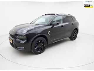 Lynk & Co 01 1.5 Plug-in Black Edition | Panoramadak|360 Camera