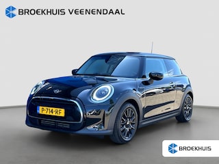 Mini Cooper 1.5 Classic | Cruise Control | Navigatie | Climate Control | PDC |