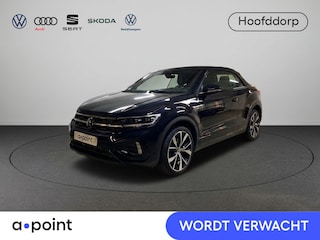 Volkswagen T-Roc 1.5 TSI R-Line 150 pk Automaat (DSG) | Navigatie | Trekhaak (afneembaar) | Windscherm | Parkeersensoren (Park assist) | Achteruitrijcamera | Stoelverwarming | R-Line |
