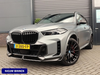 BMW X5 xDrive50e M Sport | Sky Lounge | M Stoelen | Carbon Exterieur/Interieur | trekhaak | Bomvol