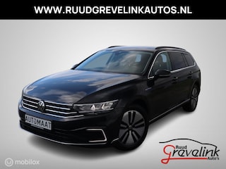 Volkswagen Passat Variant 1.4 TSI PHEV GTE 218 PK AUTOMAAT Navi Leer Stoelverwarming Camera DonkerGlas Led