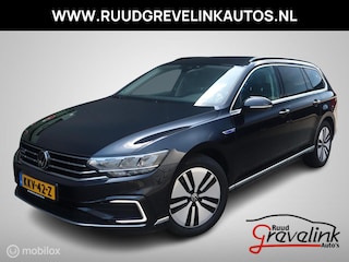 Volkswagen Passat Variant 1.4 TSI PHEV GTE 218 PK AUTOMAAT Navi Leer Stoelverwarming Camera DonkerGlas Led