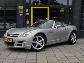 Saturn Sky ROADSTER 2.0 Automaat | Park. Sens | Elek ramen | Airco | Leren Bekleding |