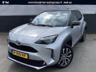 Toyota Yaris Cross 1.5 Hybrid First Edition / bitone / NL auto / unieke km stand! / absolute nieuw staat!