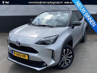 Toyota Yaris Cross 1.5 Hybrid First Edition / bitone / NL auto / unieke km stand! / absolute nieuw staat!