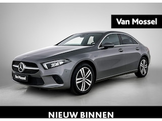 Mercedes-Benz A-klasse Limousine A 250 e Business Line | Climate Control | Sfeerverlichting | Stoelverwarming | Achteruitrijcamera | Parkeersensoren |