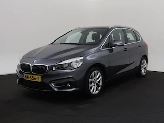 BMW 2-serie Tourer 220i High Executive | Leder | Stoelverwarming