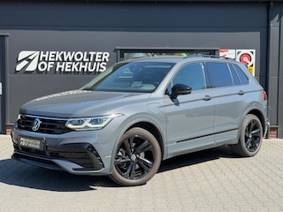 Volkswagen Tiguan R-Line eHybrid | Black Style | IQ-Light | Trekhaak | Keyless | 3