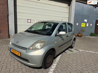Daihatsu Sirion 2 1.0-12V Trend