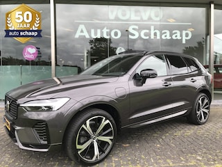 Volvo XC60 2.0 T8 Plug-in hybrid AWD Ultra Dark | Rijklaar incl 12 mnd Bovag | Panoramadak Trekhaak