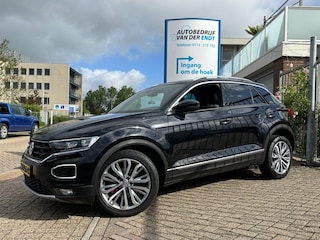 Volkswagen T-Roc 1.5 TSI Sport  LED  ACC  DSG  CarPlay  Stoelverwarming