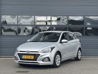 Hyundai i20 1.0 T-GDI I-MOTION I TREKHAAK I DEALER ONDERHOUDEN I APPLE CARPLAY I P-CAMERA