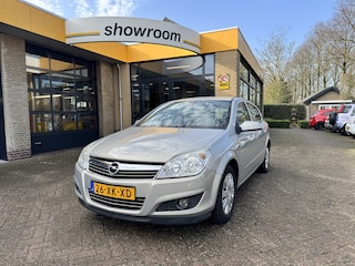 Opel Astra 1.4 Temptation 5drs Airco