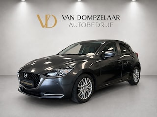 Mazda 2 1.5 /Skyactiv-G Signature / Camera / Head-up / Stoel-Stuurverw. /