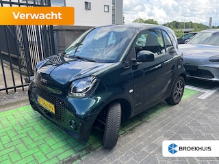 Smart Fortwo Verwacht: Comfort PLUS 18 kWh 82pk | Camera | Cruise control | Lichtmetalen velgen | Airco | Parkeersensoren | Metallic | LED | Stoelverwarming | Elec. ramen