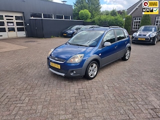 Ford Fiesta 1.4-16V Crossroad