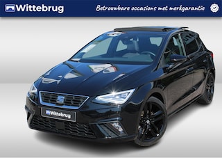 Seat Ibiza 1.0 TSI 110pk FR Black Edition / Panorama schuifdak / Navigatie / APP / LM 18 inch / Camera / Park Assist / Digital cockpit