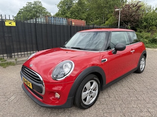 Mini Mini 3-Deurs 1.5 Autom/Tiptr Carplay/Airco/Cruise/PDC/LMV