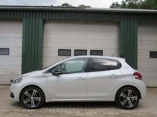 Peugeot 208 1.2 PureTech GT-line