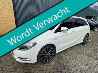 Mercedes-Benz B-klasse 180 Ambition Clima Schuifdak Navi Xenon Trekhaak