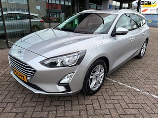 Ford Focus Wagon 1.0 EcoBoost Edition Business / Xenon / Apple/Android Carplay / Camera / LED