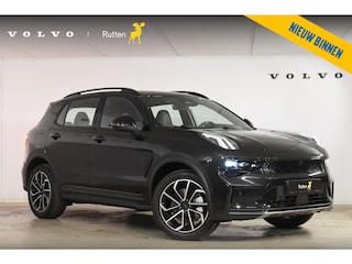 Lynk & Co 01 276PK Automaat Core / Adaptieve cruise control / Stoel - en stuurwielverarming / Parkeersensoren met camera / Apple carplay / Trekhaak / Metallic lak / 19" lichtmetalen velgen