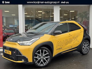 Toyota Aygo Hybrid 115 GR Sport | Super zuinig | Stoelverwarming | PDC V+A