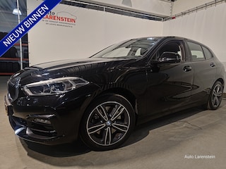 BMW 120i 178pk M-Sport-Line Aut.7 131kw 5 Drs Connect Pack / Navi / LED / DAB / ACC / Carplay