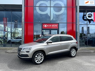 Skoda Karoq 1.5 TSI ACT Style Business Vol ! | 1e Eigenaar | Memory Seats | Adaptive Cruise | Camera | Parksens | Carplay | NAP |
