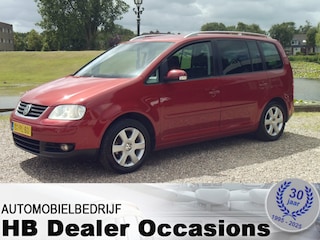 Volkswagen Touran 2.0-16V FSI Highline