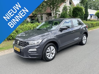 Volkswagen T-Roc 1.0 TSI 116PK Navigatie•Airco