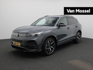 Volkswagen Tiguan 1.5 eHybrid R-Line Edition 204 PK| Origineel Nederlands | 1e Eigenaar | Navigatie | Achteruitrijcamera | Digitale Cockpit | Black Style | Dodehoekdetectie