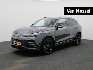 Volkswagen Tiguan 1.5 eHybrid R-Line Edition 204 PK| Origineel Nederlands | 1e Eigenaar | Panoramdak | Navigatie | Achteruitrijcamera | Achterklep Elektrisch | Stoelverwarming | Stuurwielverwarming