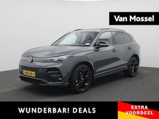 Volkswagen Tiguan 1.5 eHybrid R-Line Edition 204 PK| Origineel Nederlands | 1e Eigenaar | Panoramdak | Navigatie | Achteruitrijcamera | Achterklep Elektrisch | Stoelverwarming | Stuurwielverwarming