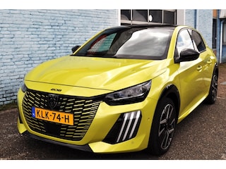 Peugeot 208 Hybrid GT cam v+a adcrc zwart dak