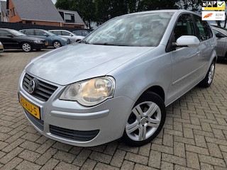 Volkswagen Polo 1.6-16V Comfortline 5Drs 2009. Airco/Cruise/Lichtmetaal etc.. APK 06-2027