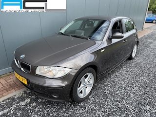 BMW 118i Automaat Business Line 5-drs
