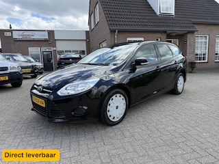Ford Focus Wagon 1.6 TDCI Navigatie Airco Cruisecontr. APK 2027