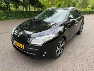 Renault Mégane 1.5 dCi Bose Pano/Hleer/Trekhaak/Nieuwe Koppeling/Apk