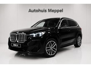 BMW X1 xDrive25e M-Sport*2-JaarGarantie*Trekhaak*Head-Up*LED*360Camera*H/kSound