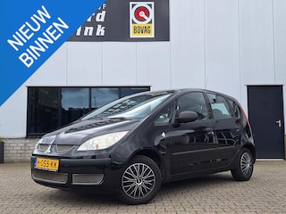 Mitsubishi Colt 1.3 Inform 5-deurs APK tot 27-02-2027.