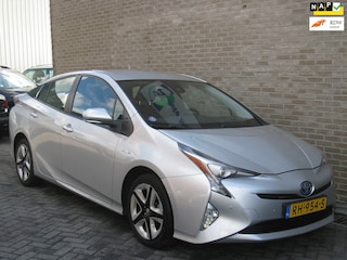 Toyota Prius 1.8 Dynamic - 1e eig! - Stoelverwarming - Leder -