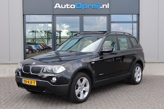 BMW X3 2.0i High Executive AWD Clima, NAVI, licht Leder, Panoramadak, Trekhaak afnb.