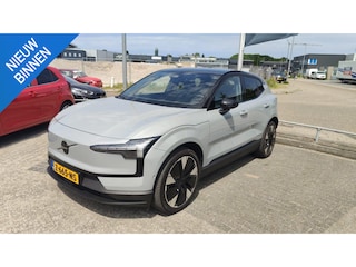 Volvo EX30 TWIN MOTOR PERFORMANCE ULTRA 69 KWH I STOEL- EN STUURVERWARMING I 428PK I ADAPTIVE CRUISE CONTROL I P-CAMERA I APPLE CARPLAY