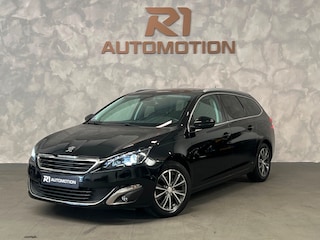 Peugeot 308 SW 1.2 PureTech Allure|1e eigenaar|NAP|Panoramadak|camera|Dodehoek|Leder|Distributie vervangen|volle service historie