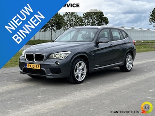 BMW X1 sDrive20i High Executive Clima, cruise, stoelverwarming, pdc, trekhaak